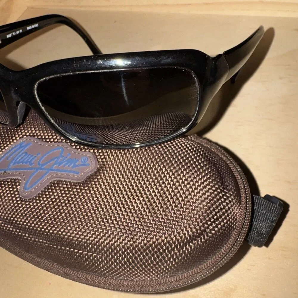 Maui Jim Lagoon Sunglasses MJ-189-02 Gloss Black Mens Polarized Wrap Italy Rare